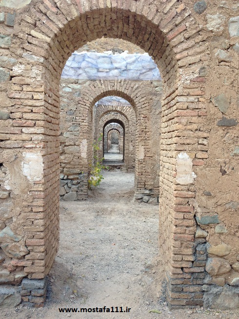 ساختمان های جانبی کاخ ناصرالدین شاهی شهرستانک